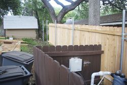 ../images/deck-2013/side-fence-partial.250x188.jpg