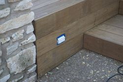 ../images/deck-2013/stair-outlet.250x188.jpg