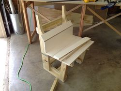 ../images/deck-furniture-2013/prototype-assembling.250x188.jpg