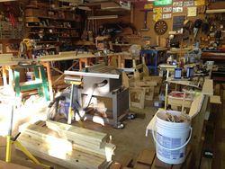 ../images/deck-furniture-2013/shop-during-cutting.250x188.jpg