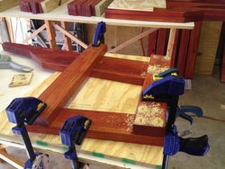 ../images/deck-furniture-2013/bench-side-assembly-left.250x188.jpg