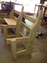 ../images/deck-furniture-2013/first-bench-assembling.188x250.jpg