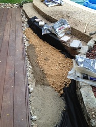 ../images/deck-perimeter/contrasting-paver-base.188x250.jpg