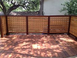 Deck Screen