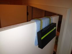 ../images/server-closet/improvised-hanging-switch.250x188.jpg