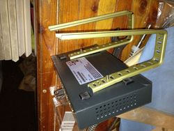 ../images/server-closet/improvised-switch-bracket.250x188.jpg