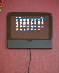 ../images/tablet-docking-station/mounted-front-black.201x250.jpg